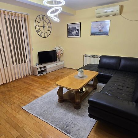 באר Family Apartment-Dilorena מראה חיצוני תמונה