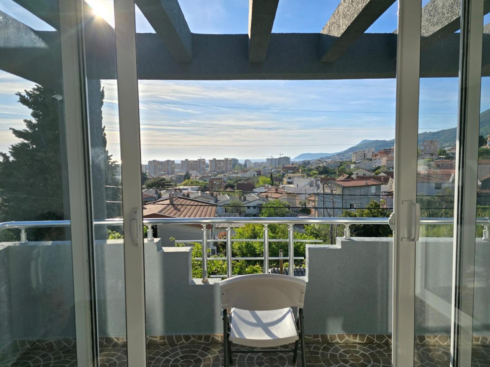 באר Family Apartment-Dilorena מראה חיצוני תמונה